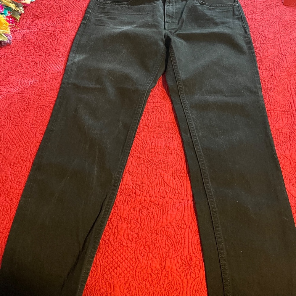 Vera Wang Straight Jeans, Size 8, - Black